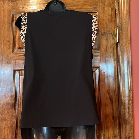 Leopard Print Sleeveless Tunic - Picture 3 of 7